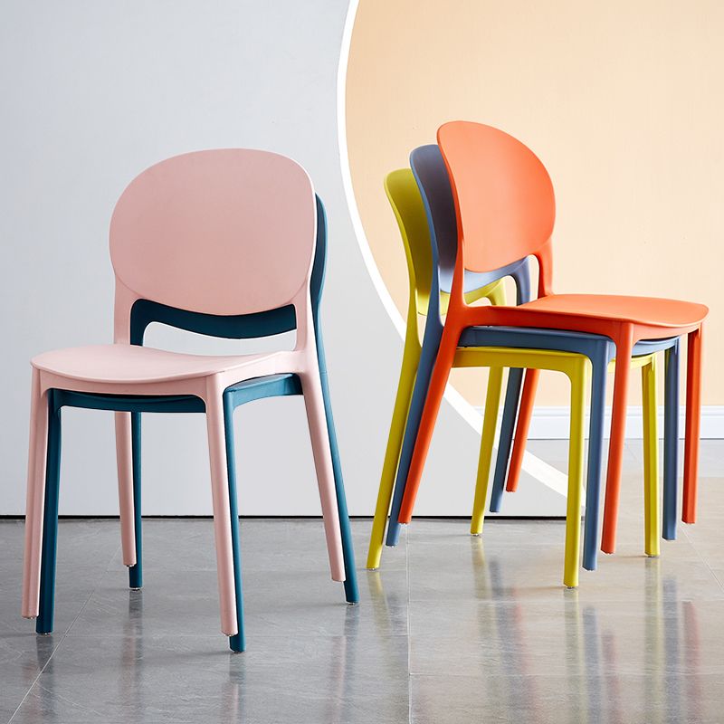 Moderna sala da pranzo in plastica senza braccio sedia da pranzo aperta