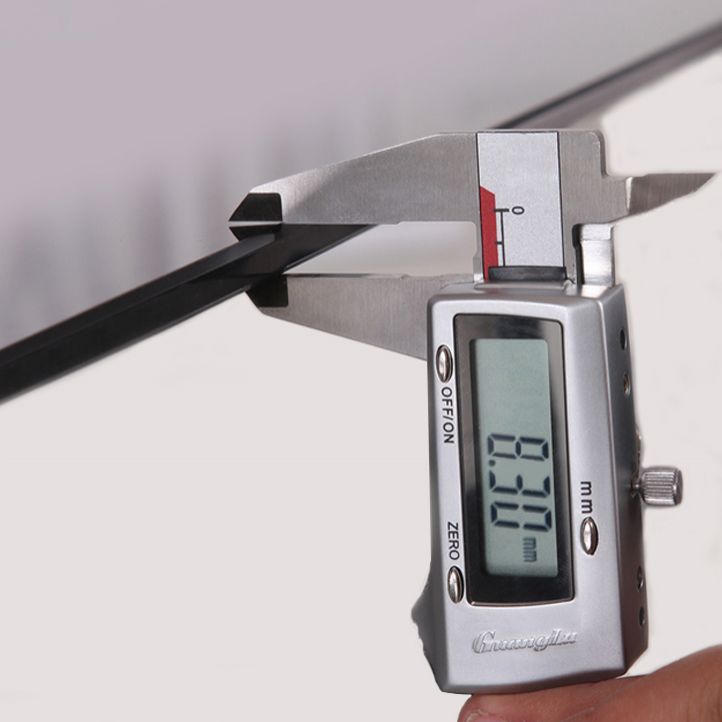 Modern Round Dining Room Table Tempered Glass Table with Pedestal Base Clearhalo ' dining_table' 'Dining Tables & Seating' 'Dining Tables' 'furn' 'furn_dining_table' 'Furniture' 'furniture_dining_table' 'Kitchen & Dining Furniture' 'kitchen&dining_furn' 'kitchen' 'kitchen_dining_table' 1200x1200_8532de92-dfb2-49ee-b2b8-ae4ac9b372a4