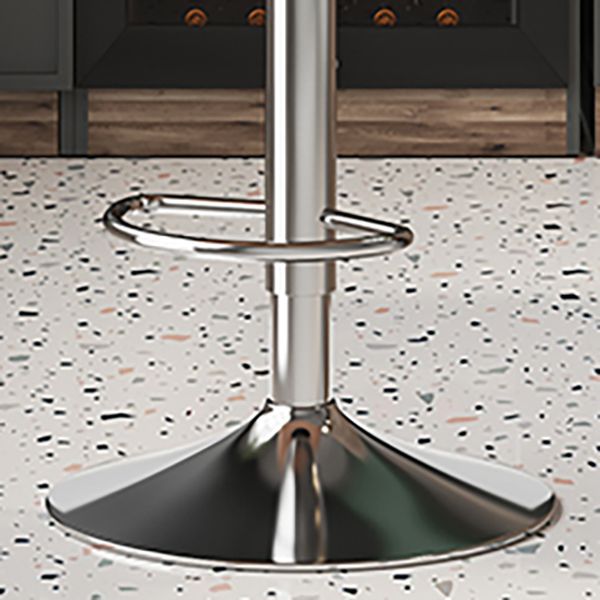 Sgabello da bar in pelle di altezza regolabile scandinava