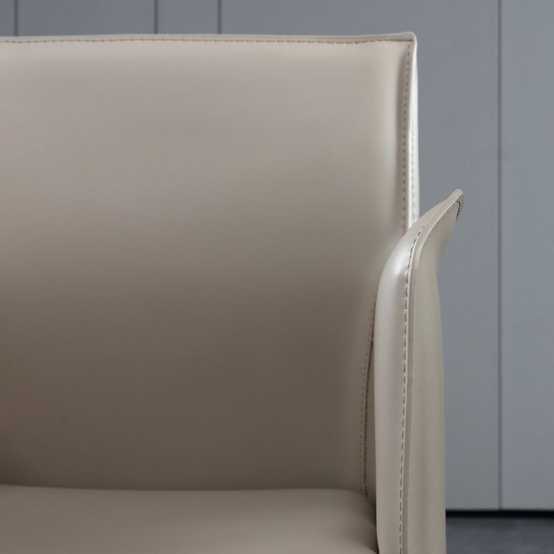 Silla de comedor tapizada moderna silla de acento de comedor de cuero falso