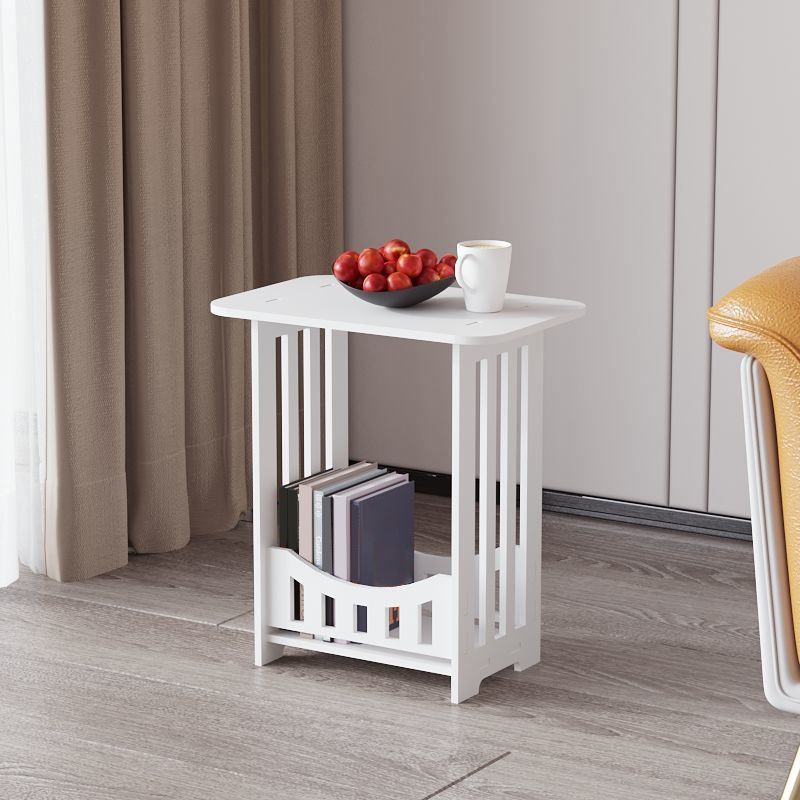 Comodino moderno imitazione in legno maglia aperta scaffale bianco incluso tavolo da notte