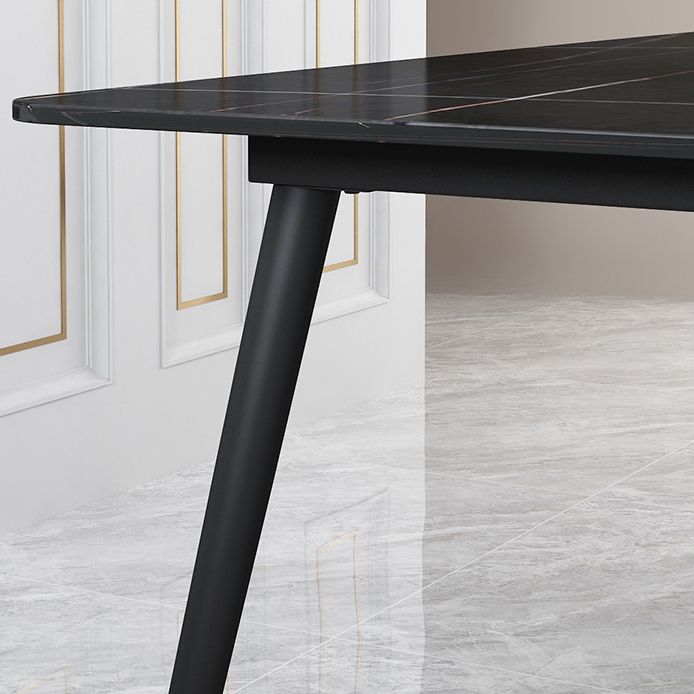 Table à manger en pierre