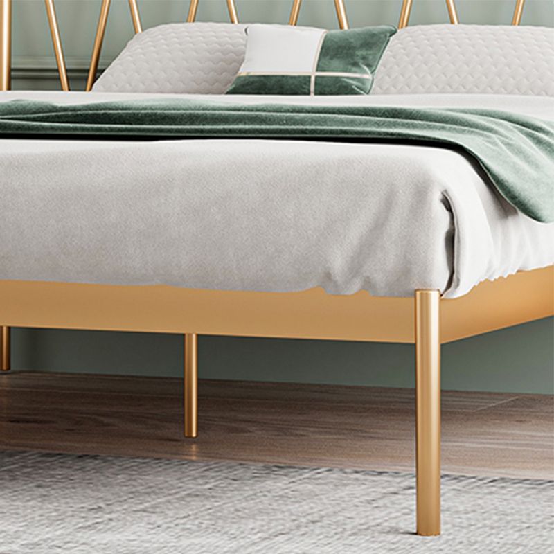 Iron Open-Frame Bed with Arched Headboard and Metal Legs Bed