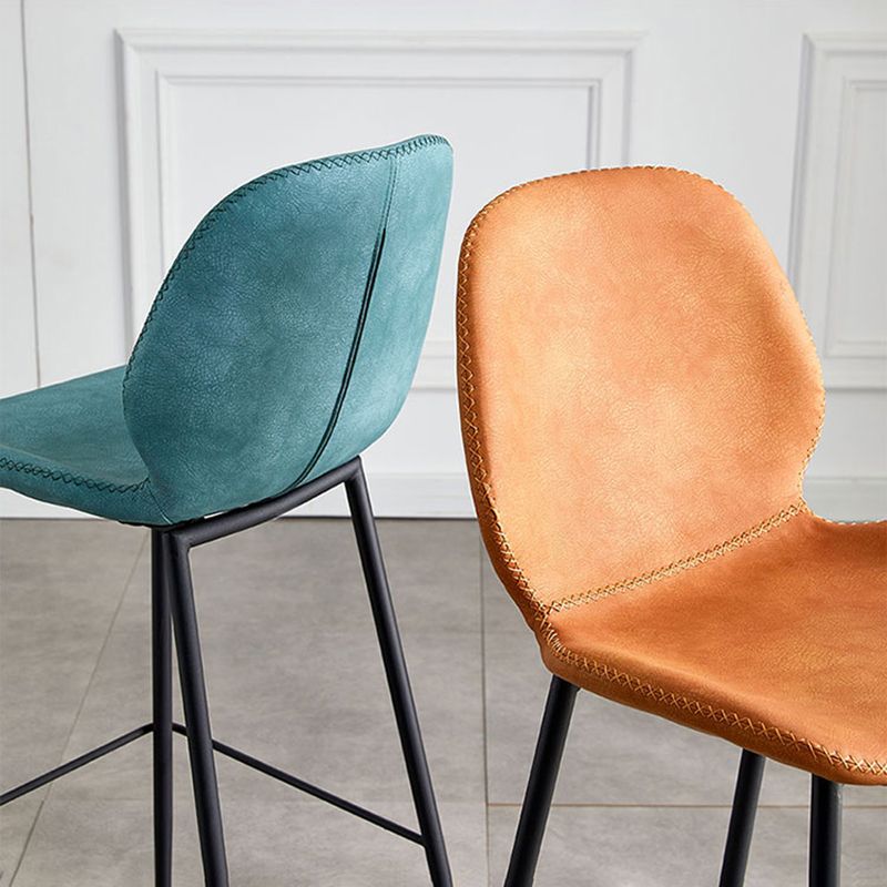 Modern Style Iron Bar Stool with Footrest Low Back Simple Bar Stool Clearhalo 'Bar Furniture' 'Bar Stools' 'bar_stools' 'furn' 'furn_bar_stools' 'furniture_bar_stools' 'Kitchen & Dining Furniture' 'kitchen&dining_furn' 'kitchen' 'kitchen_furn' Furniture' 1200x1200_85b5336b-833b-4d62-bfa6-05e6fb4b09e9
