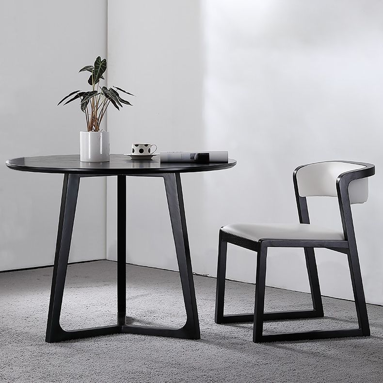 Black Table with Ash Wood Frame Modern Round Dining Table for Home Clearhalo 'Dining Tables & Seating' 'Dining Tables' 'dining_table' 'furn' 'furn_dining_table' 'Furniture' 'Kitchen & Dining Furniture' 1200x1200_85e836d6-29bf-40ff-862c-28e59ddda9ac