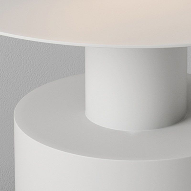 Metal Nightstand Contemporary Lower Shelf Accent Table Nightstand 19.7" Tall Clearhalo 'Bedroom Furniture' 'furn' 'furn_night_stand' 'Furniture' 'night_stand' 'Nightstands' 1200x1200_85eb27b2-846e-4dbc-b824-1ed5e6bd2be4