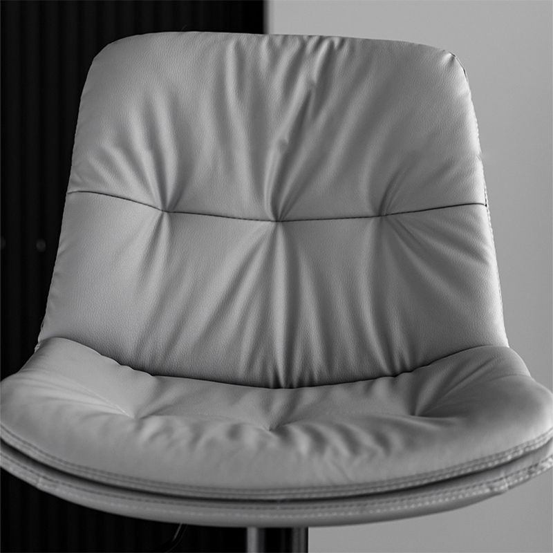 Scandinavian Metal Barstool Faux Leather Counter Stool With Chrome Base in Matte Finish Clearhalo 'Bar Furniture' 'Bar Stools' 'bar_stools' 'furn' 'furn_bar_stools' 'Furniture' 'Kitchen & Dining Furniture' 1200x1200_8619bd19-39f3-4504-a7cd-697c5297217e