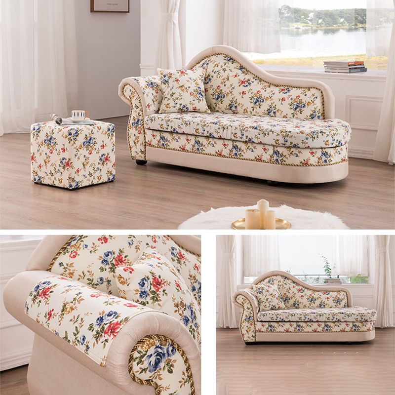 Traditionele fauteuil met één arm en gerolde armleuningen