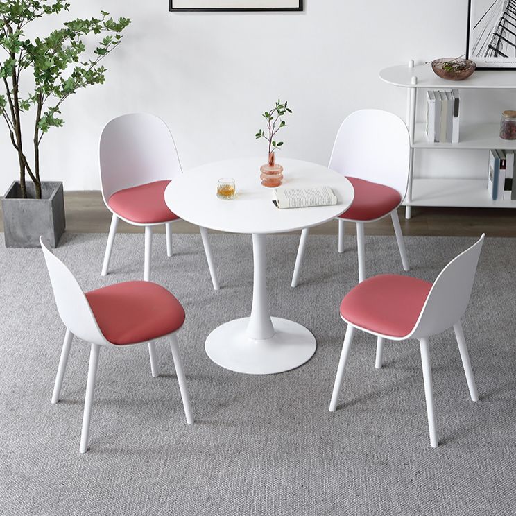 Tavolo da pranzo in legno rotondo minimalista con stile tulipano per 4 persone