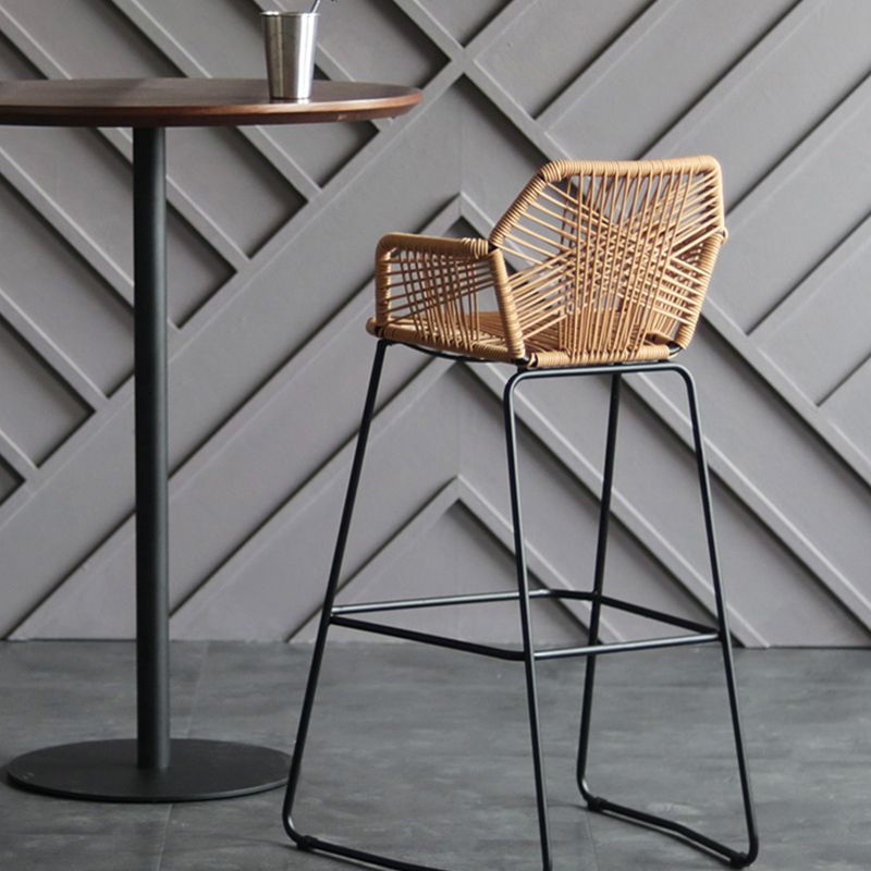 Modern Counter Bar Stool Plastic Armed Bar Stool with Footrest and Backrest Clearhalo 'Bar Furniture' 'Bar Stools' 'bar_stools' 'furn' 'furn_bar_stools' 'furniture_bar_stools' 'Kitchen & Dining Furniture' 'kitchen&dining_furn' 'kitchen' 'kitchen_furn' Furniture' 1200x1200_865bdb48-e0d0-4daf-a30f-61f73b217334