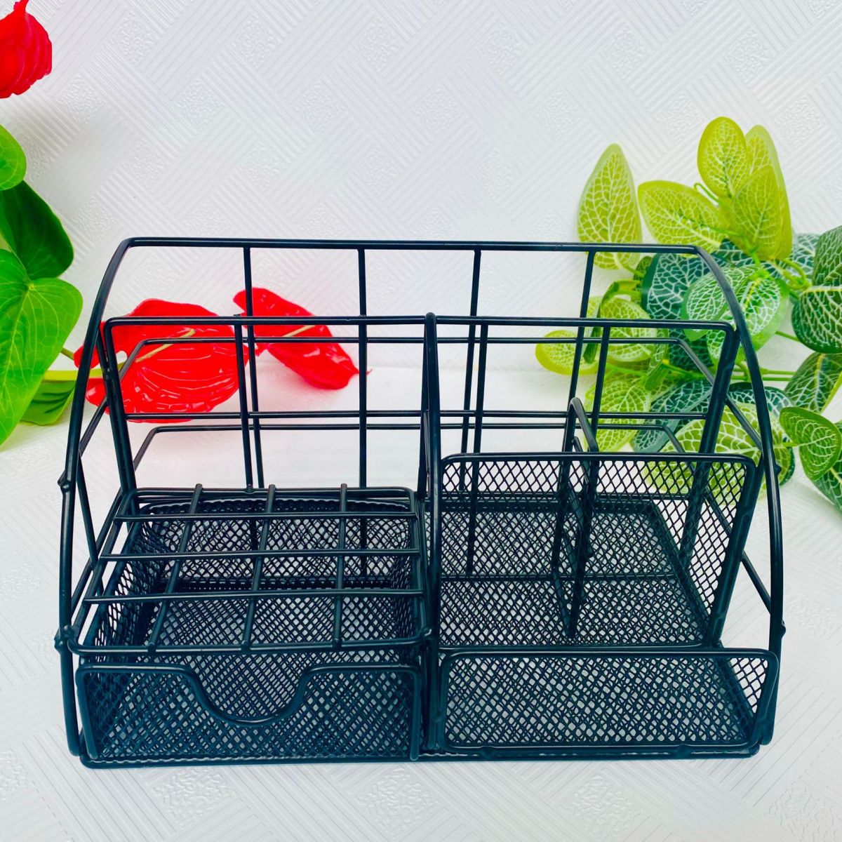 Tabletop or Countertop Free-Stand Bottle Wine Rack Modern Metal Wine Bottle Holder Clearhalo 'furn' 'furn_wine_racks' 'Furniture' 'Kitchen & Dining Furniture' 'Wine Racks' 'wine_racks' 1200x1200_869afdd9-2635-4a98-98eb-d34d36de1185