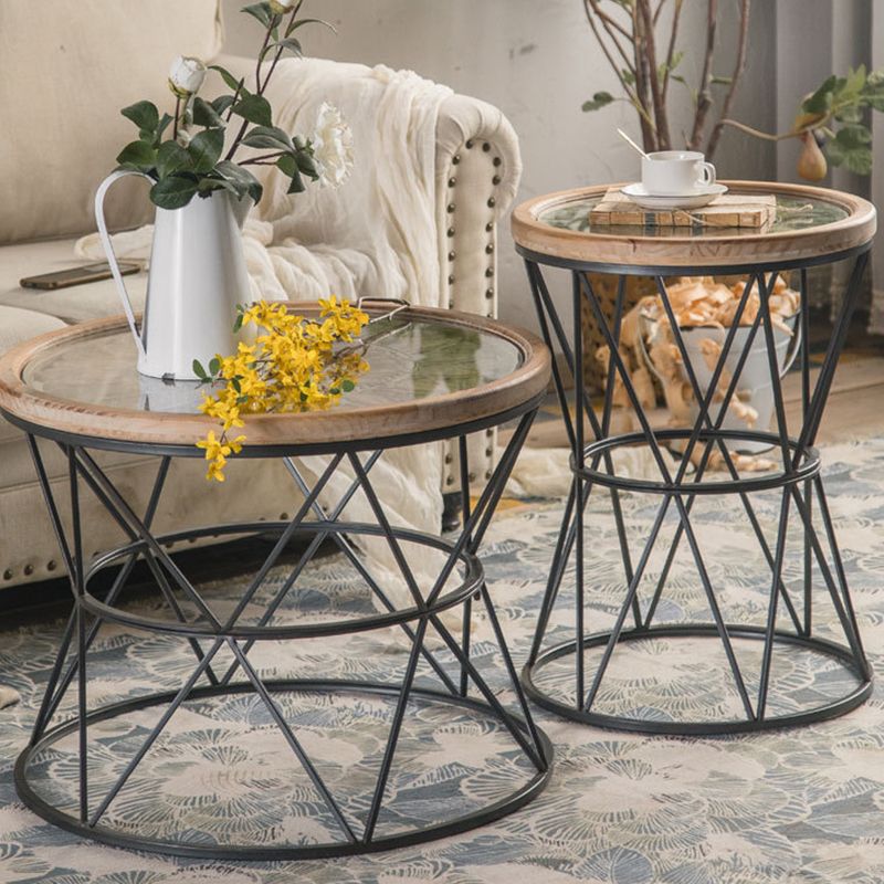 Tavolo laterale superiore del vassoio rotondo in legno rustico e snack di estremità laterale in metallo