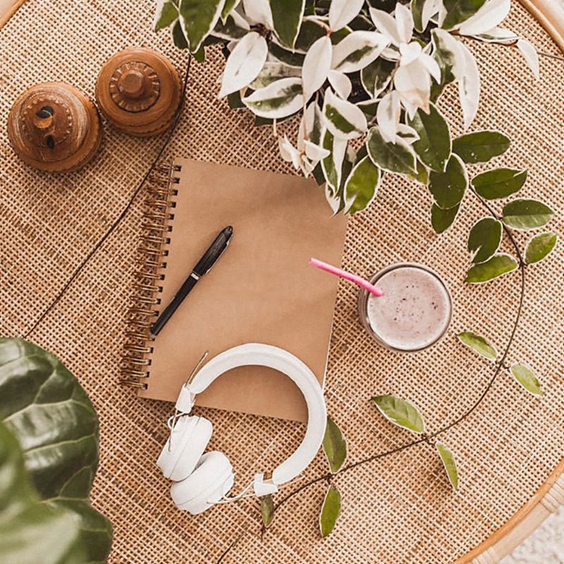 Tavolino da caffè scandinavo con piano rotondo Tavolino da cocktail in rattan