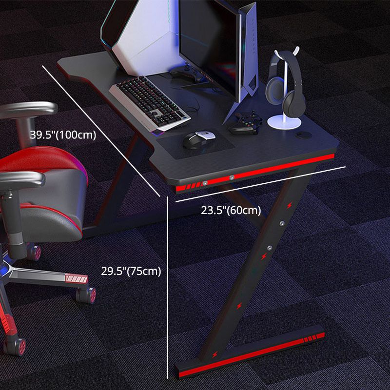 Escritorio de dormitorio de color negro con mesa de acero