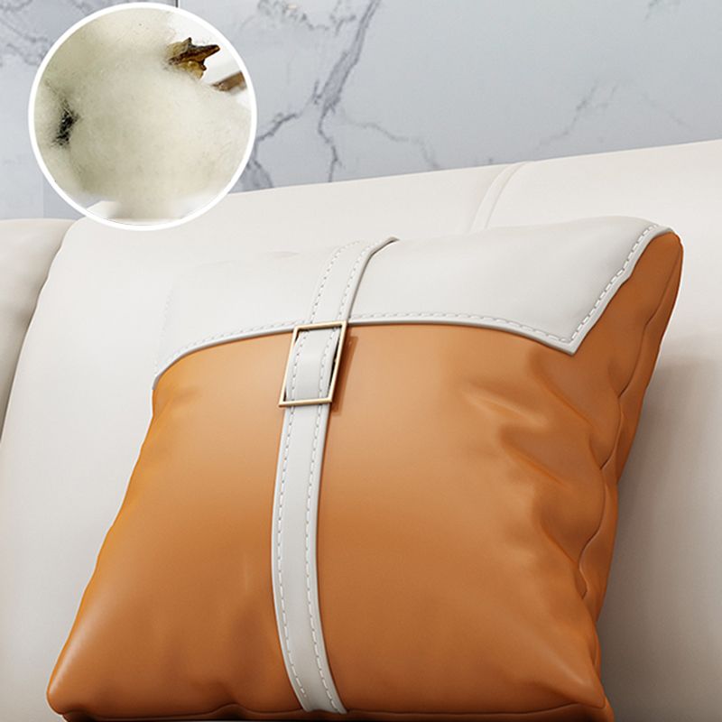 Divano braccio inclinato in pelle moderna di metà secolo con cuscini con cuscini