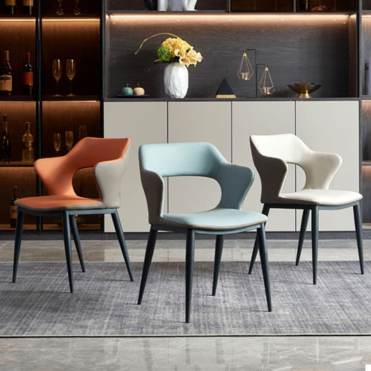 Sedia laterale in pelle finta industriale.