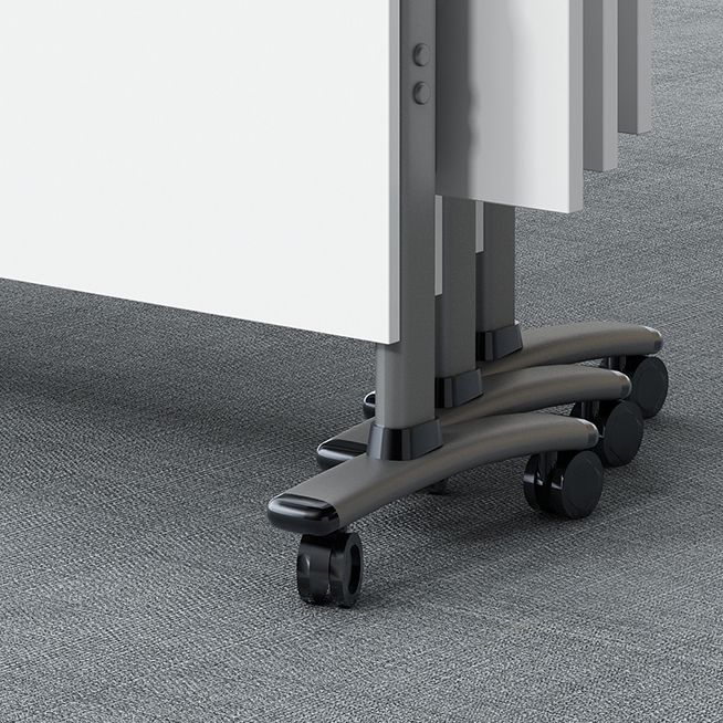 Bureau de bureau en bois moderne avec roues lance-roues avec un bureau d'écriture rectangulaire pour le bureau