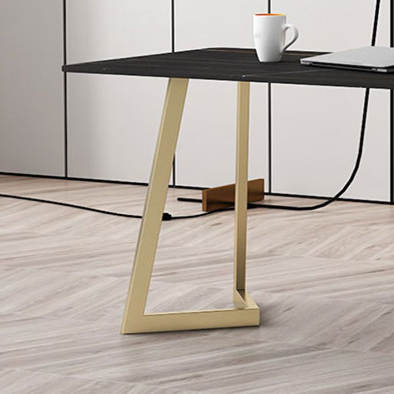 Moderner Stein gebogen