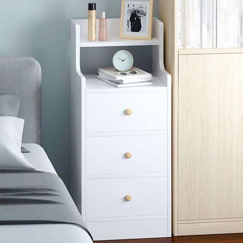 Contemporary Rectangle Manufactured Wood Grooves Accent Chest Clearhalo 'Cabinets & Chests' 'cabinets_chests' 'furn' 'furn_cabinets_chests' 'Furniture' 'Living Room Furniture' 1200x1200_87bd9328-1b1c-496c-a90b-e644b6e3e9ed