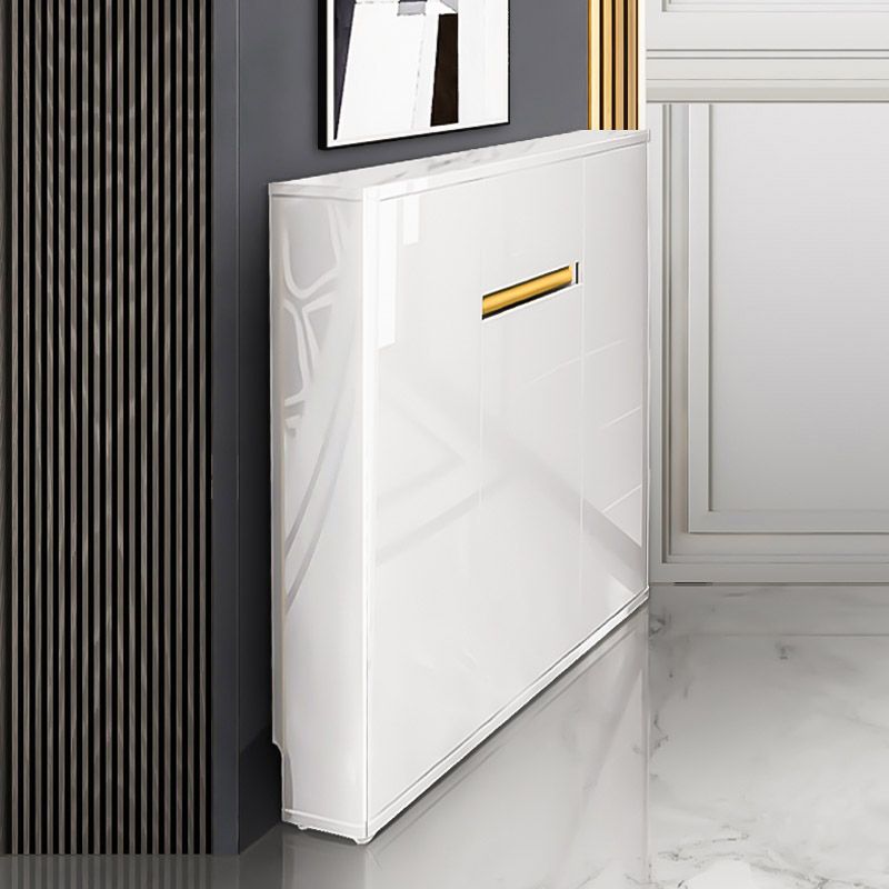 Credenza in pietra a buffet moderno con armadi e cassetti