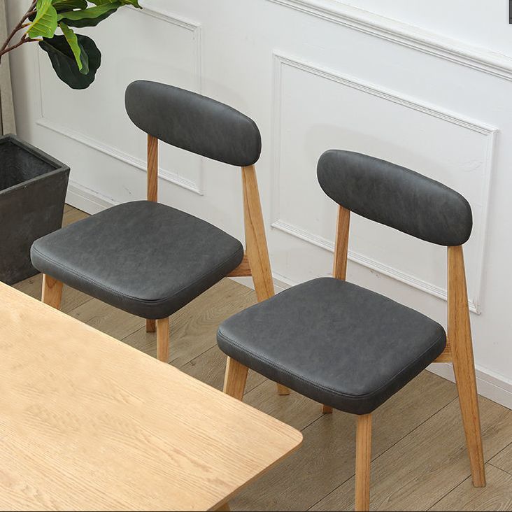 Silla sin brazo17.5 "L x 19.6" W x 33.2 "H Presidente de marco de madera sólida para sala de estar