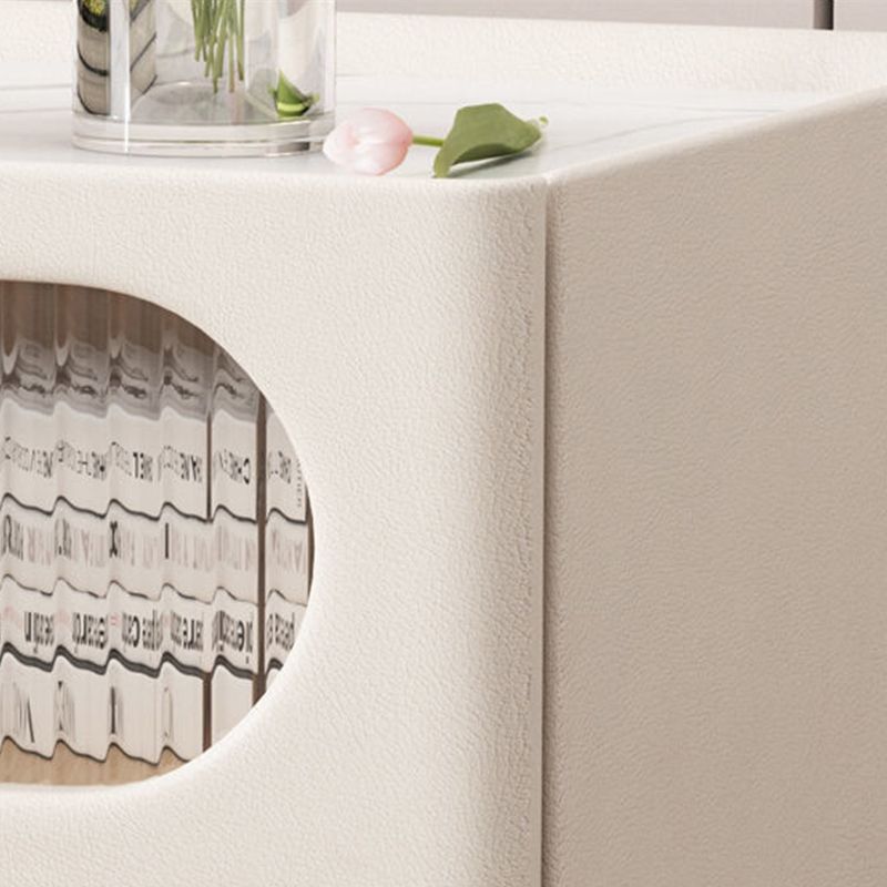 Comodino moderno per tavolini da notte in pietra con gambe per camera da letto