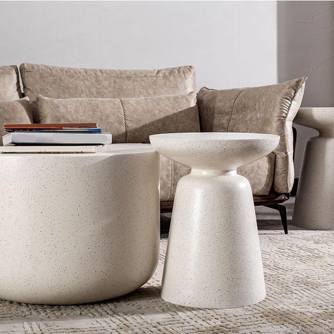 Round White Metal Coffee Table Pedestal 1 Single Cocktail Table Clearhalo 'Coffee & Accent Tables' 'Coffee Tables' 'coffee_tables' 'furn' 'furn_coffee_tables' 'Furniture' 'Living Room Furniture' 1200x1200_88b288ad-c7f8-46cd-98f2-e22a41104824
