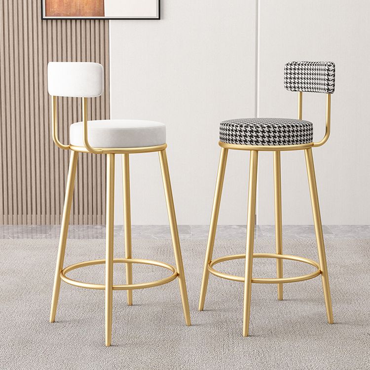 Tabouret de comptoir sans arme nordique tabouret de bar de fer de fer avec coussin et pédale