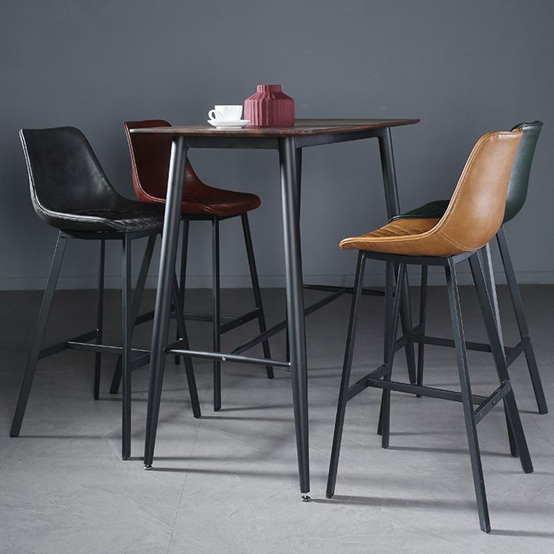 Modern PU Leather Bar-stool Bucket Seat Counter Bar Stool with Metal Legs Clearhalo 'Bar Furniture' 'Bar Stools' 'bar_stools' 'furn' 'furn_bar_stools' 'Furniture' 'Kitchen & Dining Furniture' 1200x1200_88ca6653-5841-47d2-a356-5bfd6617dd1a