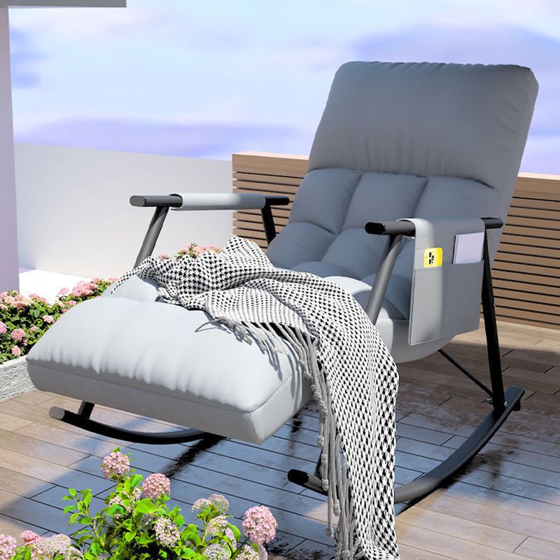 Moderne rocker stoel gestoffeerd zero zwaartekracht knoop-knoop-getuft schommelende accentstoel