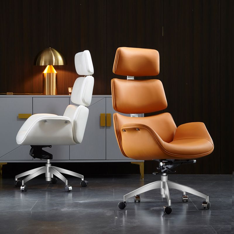 Poltrona direzionale in pelle con schienale alto e ampia sedia da manager contemporanea da 29".