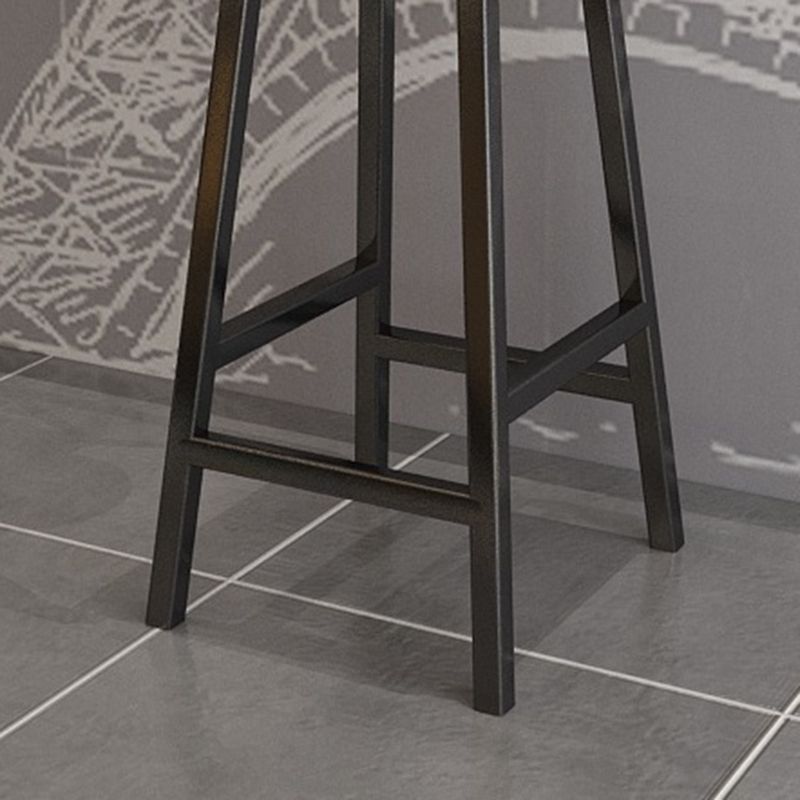 Backless Solid Wood Bar Stool Contemporary Natural Stool with Metal Legs Clearhalo 'Bar Furniture' 'Bar Stools' 'bar_stools' 'furn' 'furn_bar_stools' 'Furniture' 'Kitchen & Dining Furniture' 1200x1200_89356ef1-eddc-438d-a809-98da544d22e4
