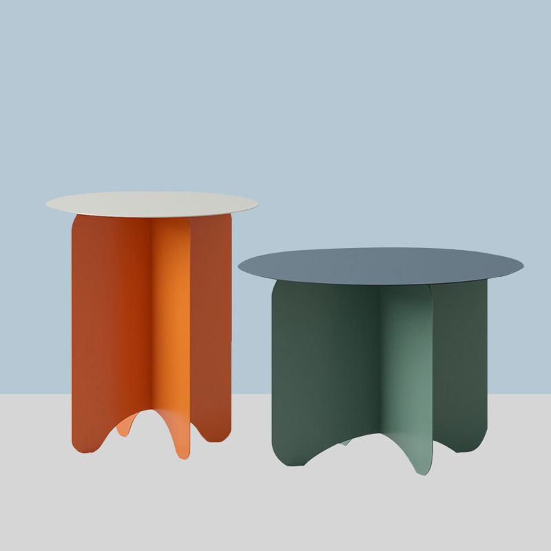 Mid-Century Modern Round Coffee Table with Iron Top and 4 Legs Clearhalo 'Coffee & Accent Tables' 'Coffee Tables' 'coffee_tables' 'furn' 'furn_coffee_tables' 'Furniture' 'Living Room Furniture' 1200x1200_8987d35b-f9f1-4ba7-801c-0ee1d28357f5