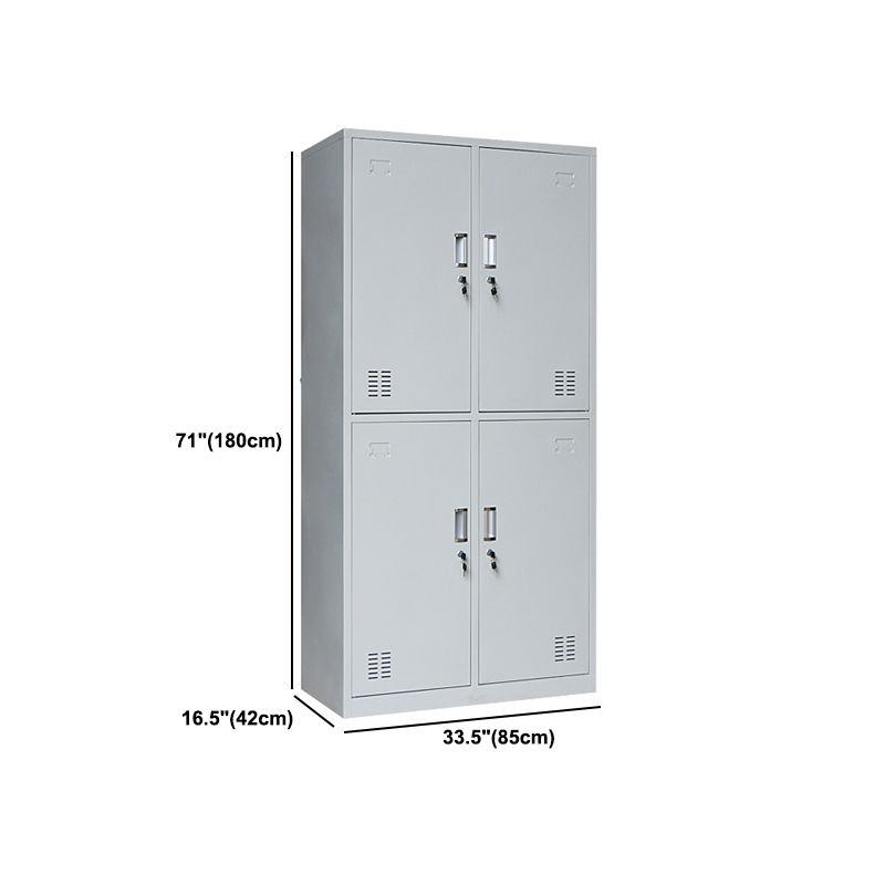 Grijze kast met metalen deur moderne scharnierende deur opbergkast voor thuis