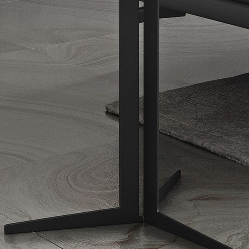 現代のメタルコーナーテーブル台座ベースのある現代