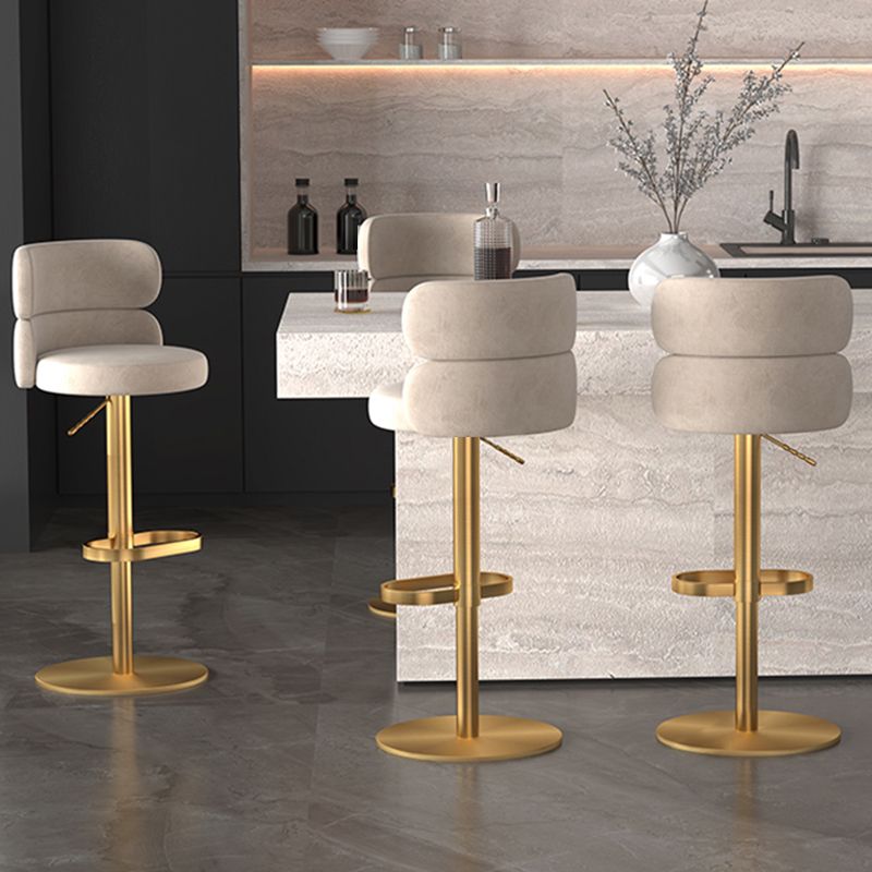 Sgabello da bar ad altezza regolabile in pelle glam in pelle con girevole