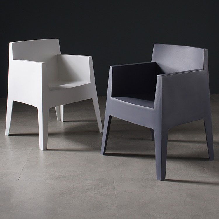 Scandinavian Style Arm Plastic Side Chairs Solid Back Dining Chair for Home Clearhalo ' kitchen&dining_furn' 'Dining Chairs' 'Dining Tables & Seating' 'dining_chair' 'furn' 'furn_dining_chair' 'Furniture' 'furniture_dining_chair' 'Kitchen & Dining Furniture' 'kitchen' 1200x1200_8a0351ba-889b-4a44-ab98-46aa29a3a720