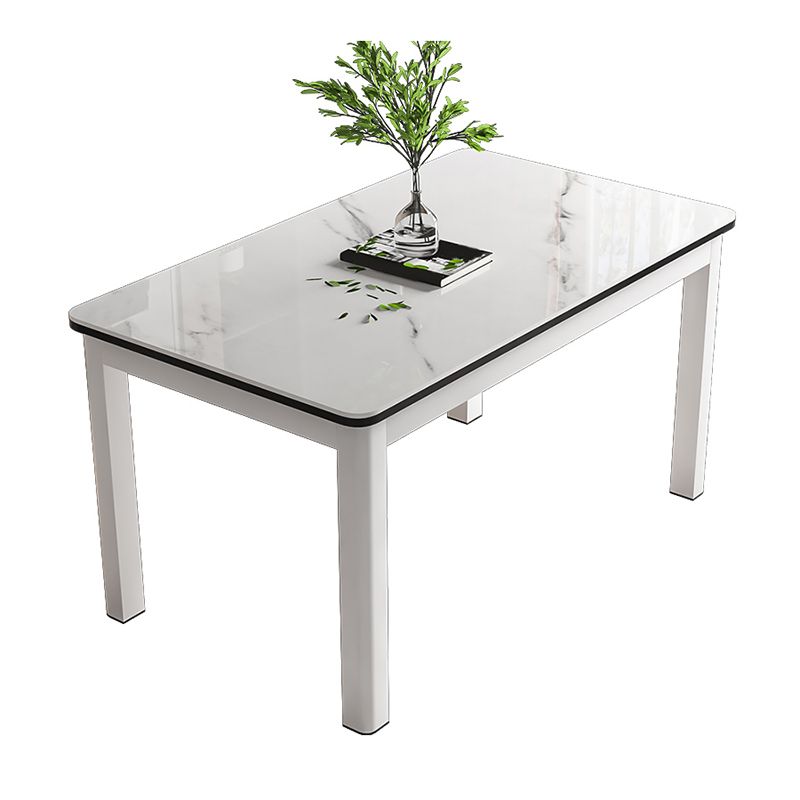 Moderne glazen desktop rechthoekige eettafel metalen poten voor eetkamer