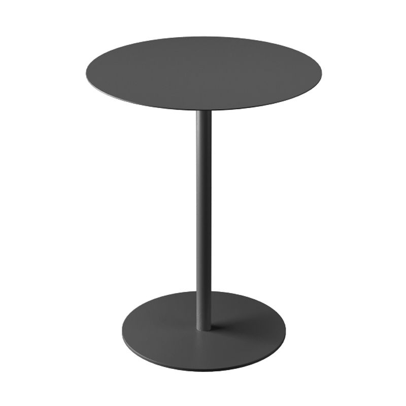 Table d'appoint supérieur rond en métal du milieu du siècle