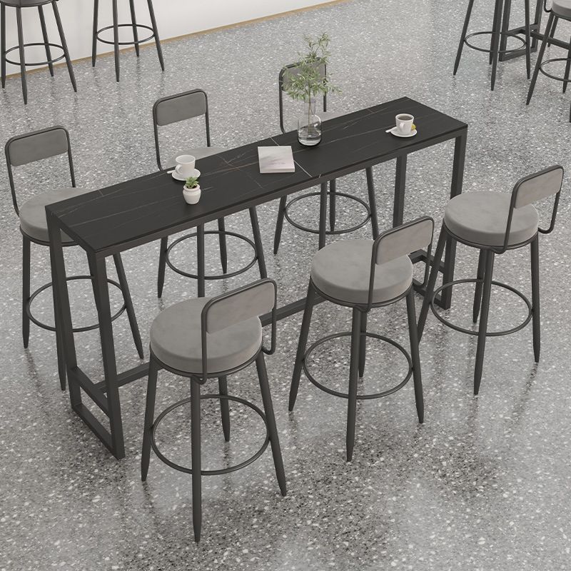 Mesa rectangular con altura de barra, mesa de pub con base metálica para uso en patio