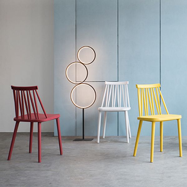 Modern Style Side Chair Plastic Windsor Back Dining Side Chair Clearhalo 'Dining Chairs' 'Dining Tables & Seating' 'dining_chair' 'furn' 'furn_dining_chair' 'Furniture' 'furniture_dining_chair' 'Kitchen & Dining Furniture' 1200x1200_8b3006dd-ba8f-4a05-8a7c-04801c5c8f63