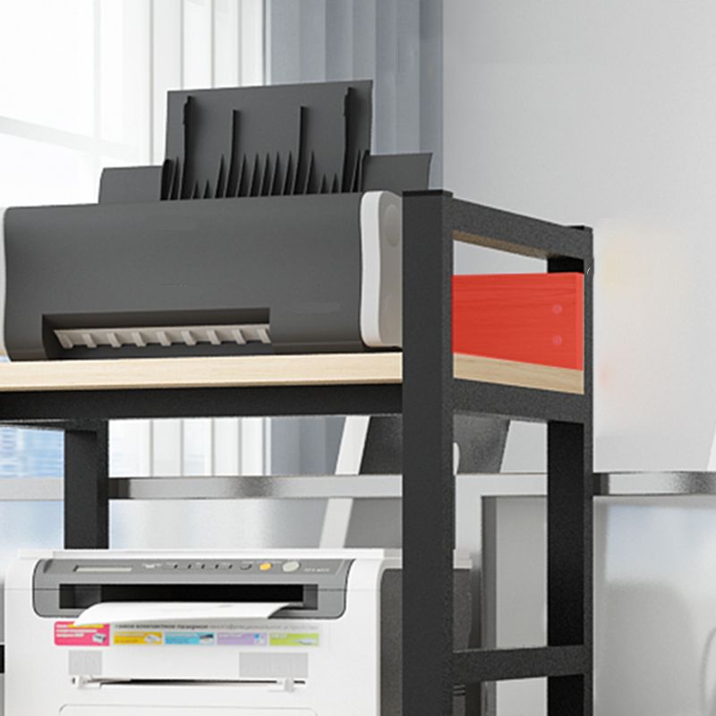 Libreria scandinava aperta con gli scaffali per l'ufficio di casa