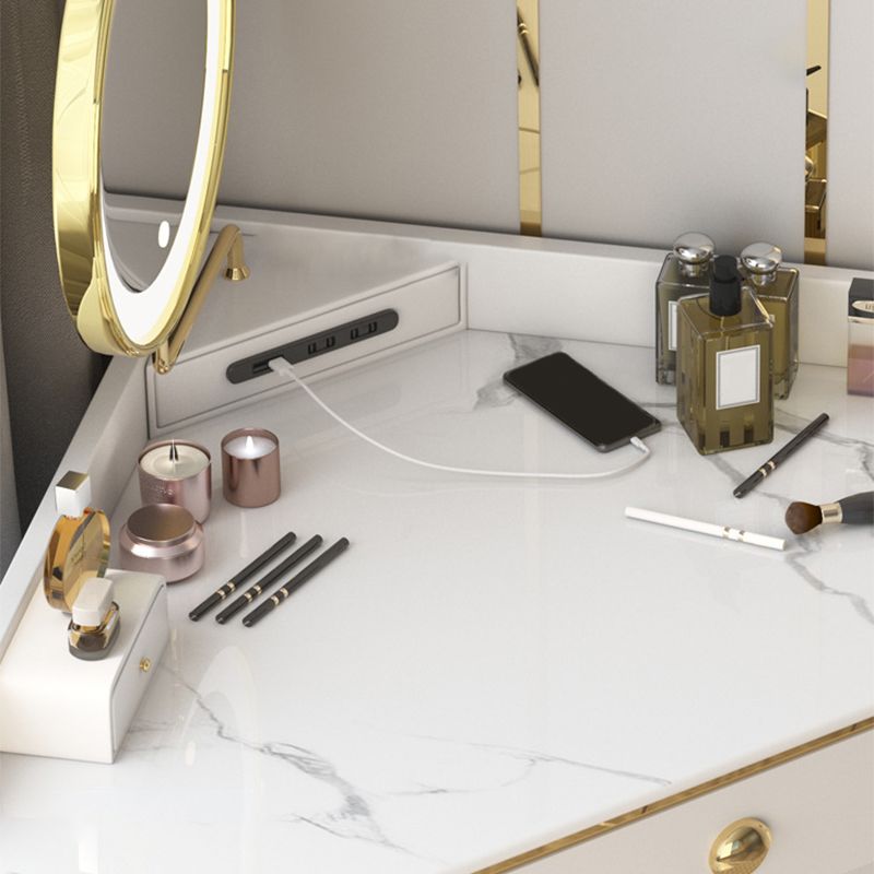 Glam Style Rock Slab Vanity with 3 Drawers White/pink Metal Base Clearhalo 'Bedroom Furniture' 'furn' 'furn_makeup_vanities' 'Furniture' 'Makeup Vanities' 'makeup_vanities' 1200x1200_8b50265d-34d7-41a0-8d3e-2510ba97b8f7