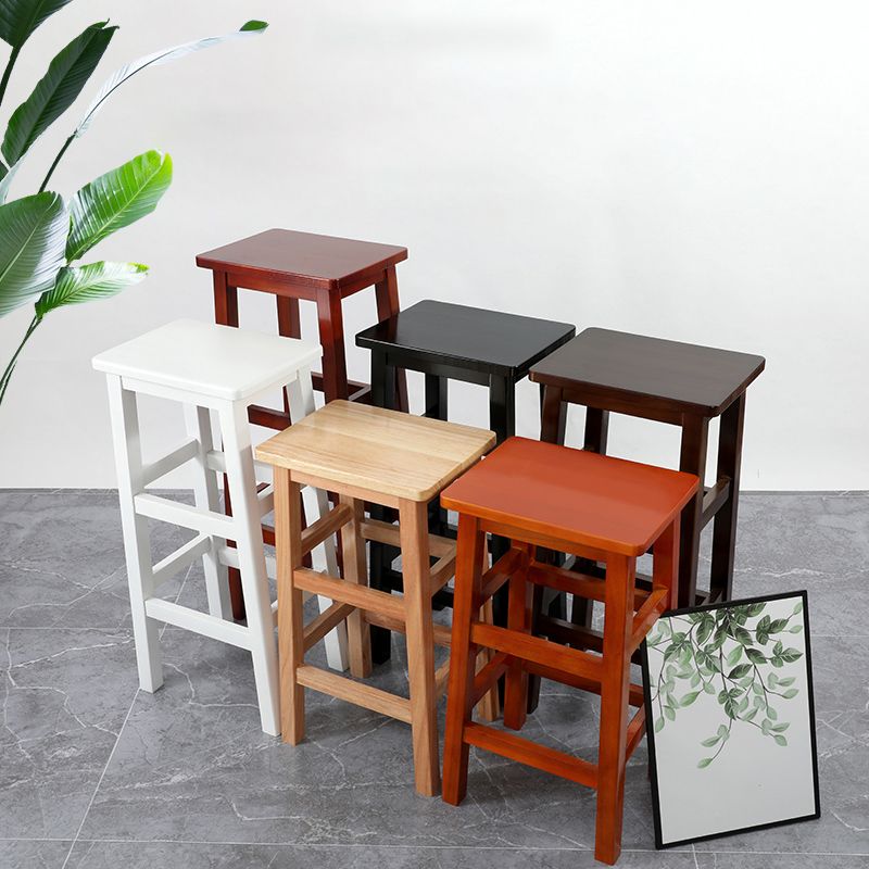 Silla alta sin brazos de madera industrial sin respaldo del taburete del mostrador de madera sólida
