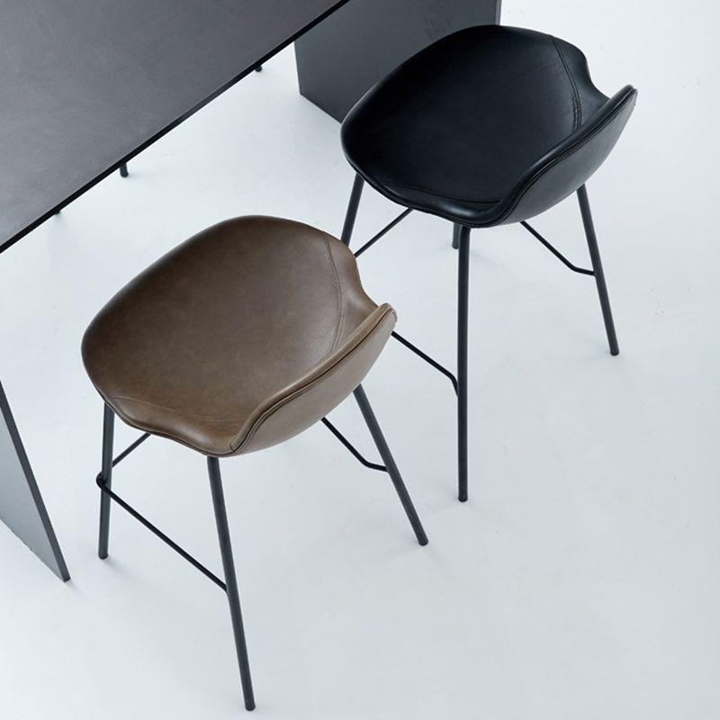 Taburete de bar moderno con respaldo, taburete de hierro con cojín de cuero para comedor