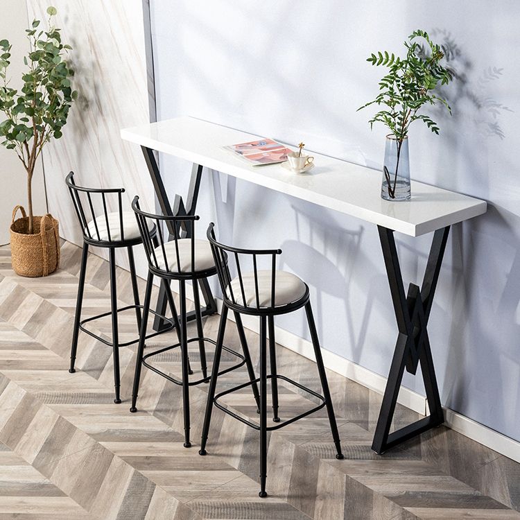 Tavolo da bar in legno in solido bianco tavolo da bistrot industriale con telaio in metallo nero