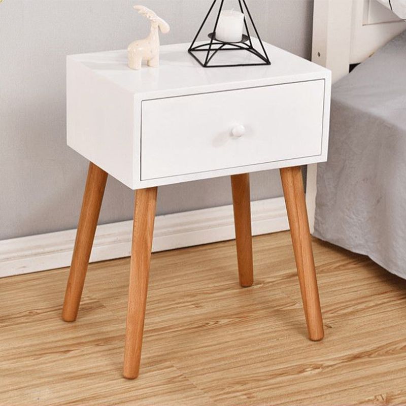 Modern 18 Inch H Nightstand Solid Wood 1-Drawer Night Table with Legs Clearhalo 'Bedroom Furniture' 'furn' 'furn_night_stand' 'Furniture' 'night_stand' 'Nightstands' 1200x1200_8bb234ea-8c21-4007-914e-b9ea8de94ea1