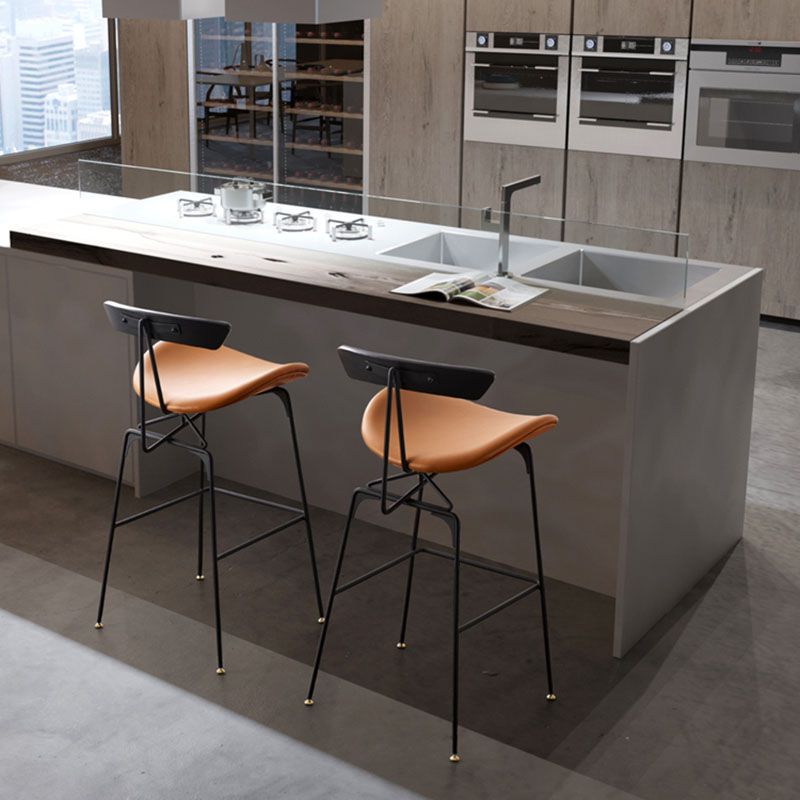 Industrial Matte Finish Leather Barstool Footrest Home Stool Clearhalo 'Bar Furniture' 'Bar Stools' 'bar_stools' 'furn' 'furn_bar_stools' 'Furniture' 'furniture_bar_stools' 'Kitchen & Dining Furniture' 1200x1200_8befdace-b0e9-4230-8db4-a296d47f1a9f