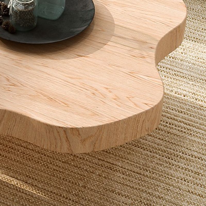 Tavolo da cocktail nordico 3 gambe in legno massiccio tavolino da caffè geometrico