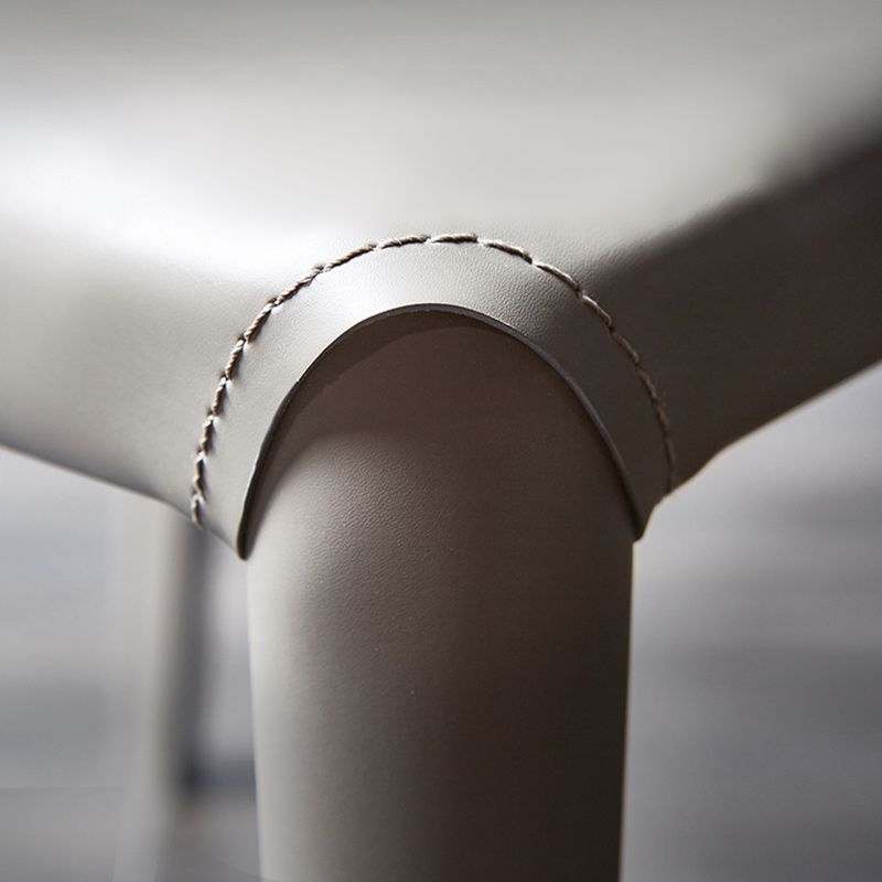 Hedendaagse faux lederen eetkamerstoel metalen eetkamerstoel voor restaurantgebruik